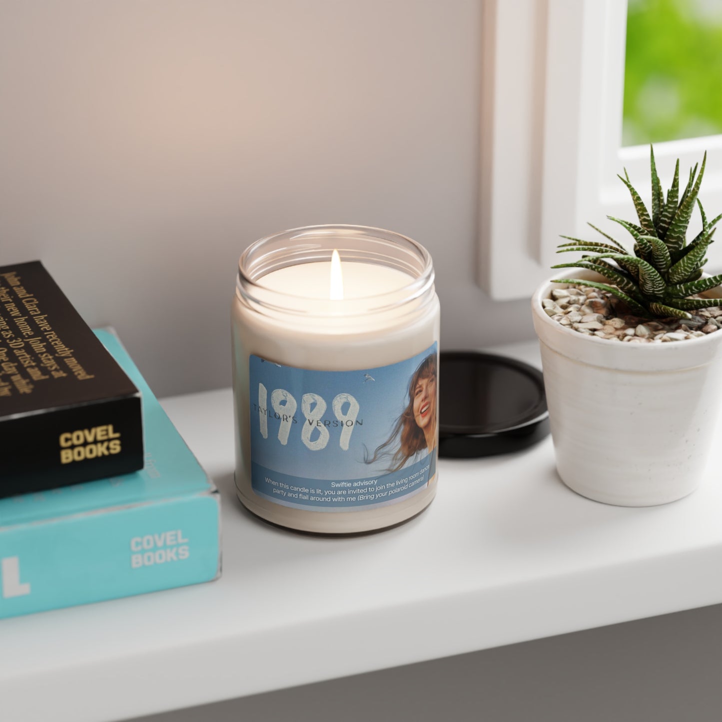 1989 Swiftie Scented Soy Candle | Taylor Swift Inspired | Oceanic and Sandalwood Aroma | Glass Jar